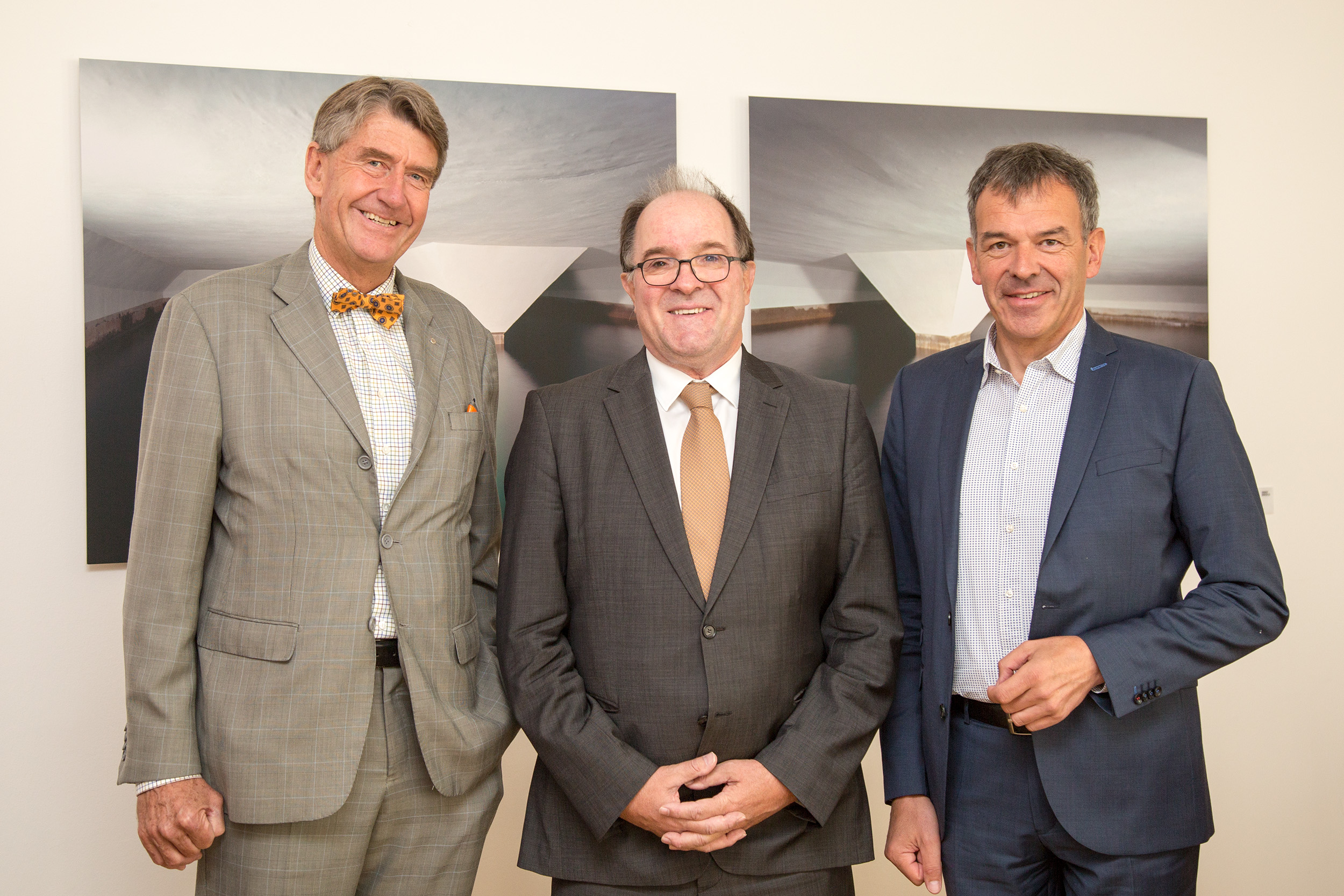 Ein reger Austausch fand beim Antrittsbesuch vom Schweizer Botschafter, Walter Haffner, dem Honorarkonsul Christoph Martin Achammer und Innsbrucks Bürgermeister Georg Willi statt.