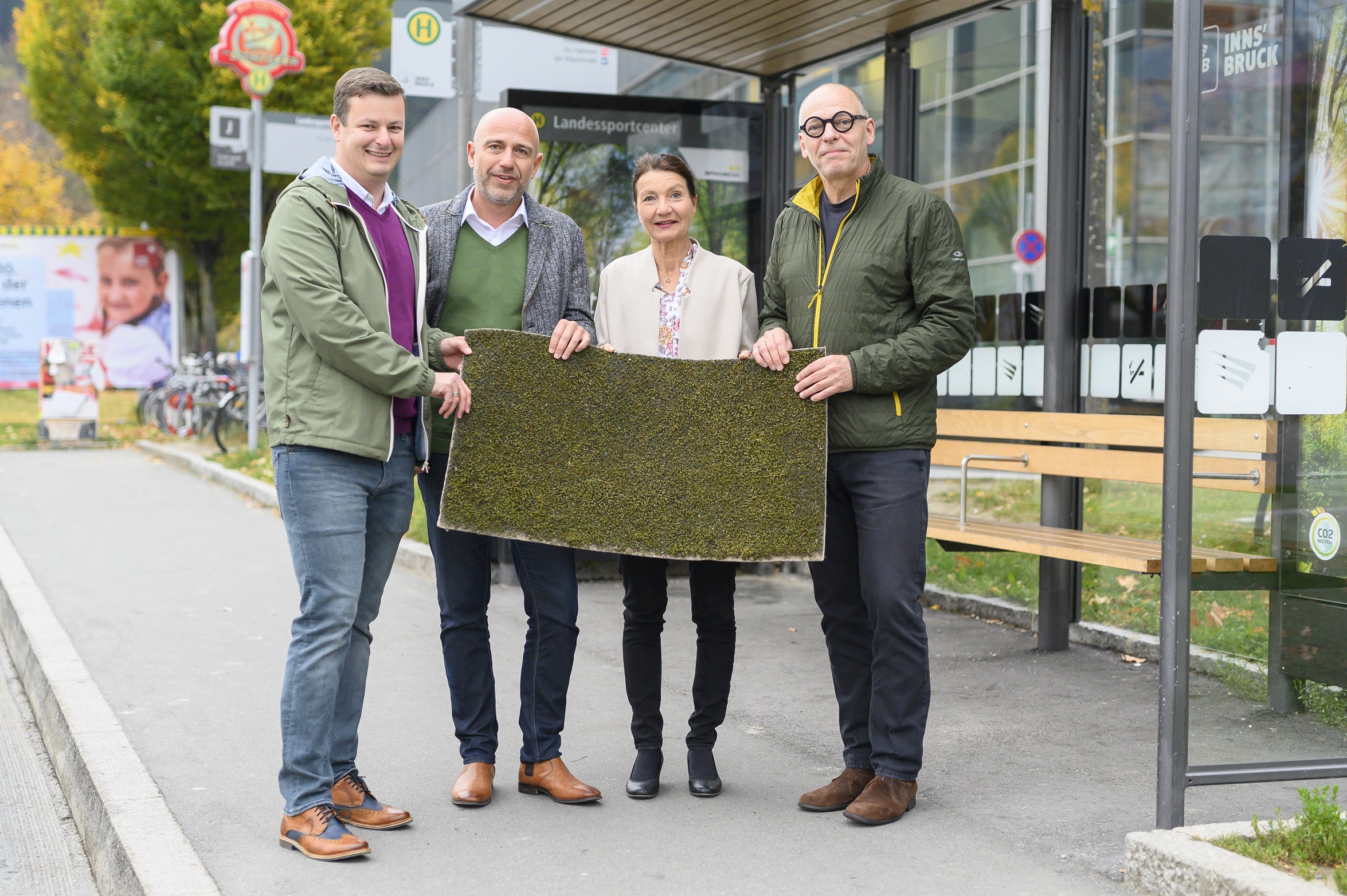 Die Begrünung von Haltestellendächern ist nur eine von vielen Maßnahmen zur Anpassung an den Klimawandel.