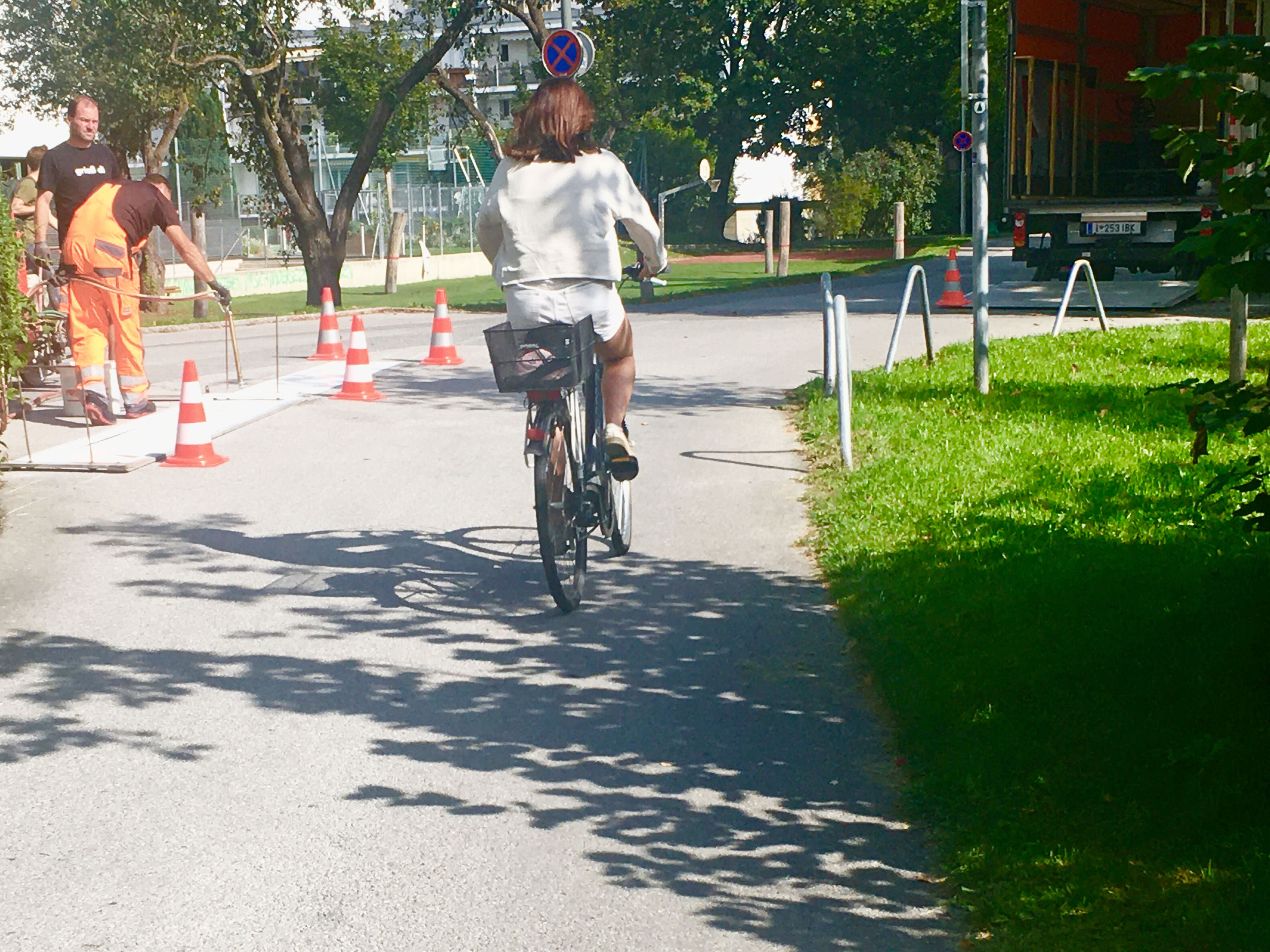 Die Gefahrenstelle an der Kreuzung zwischen Prandtauerufer und Hutterweg wurde durch die Vorrangregelung für Radfahrende entschärft.