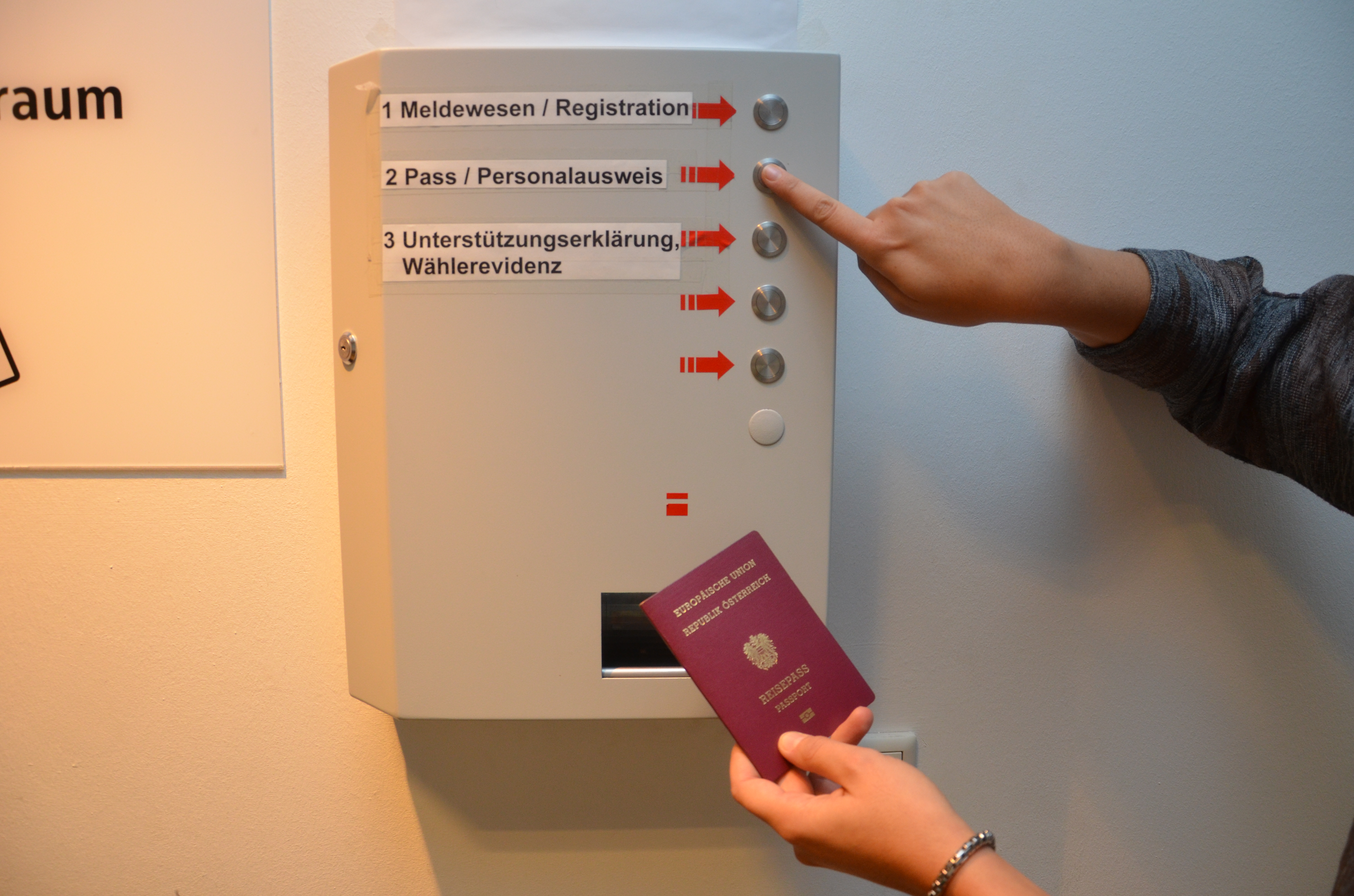 Das Amt für Melde- und Einwohnerwesen, Passangelegenheiten bietet erweiterte Öffnungszeiten an, um den zu erwartenden Andrang bestmöglich bewältigen zu können.