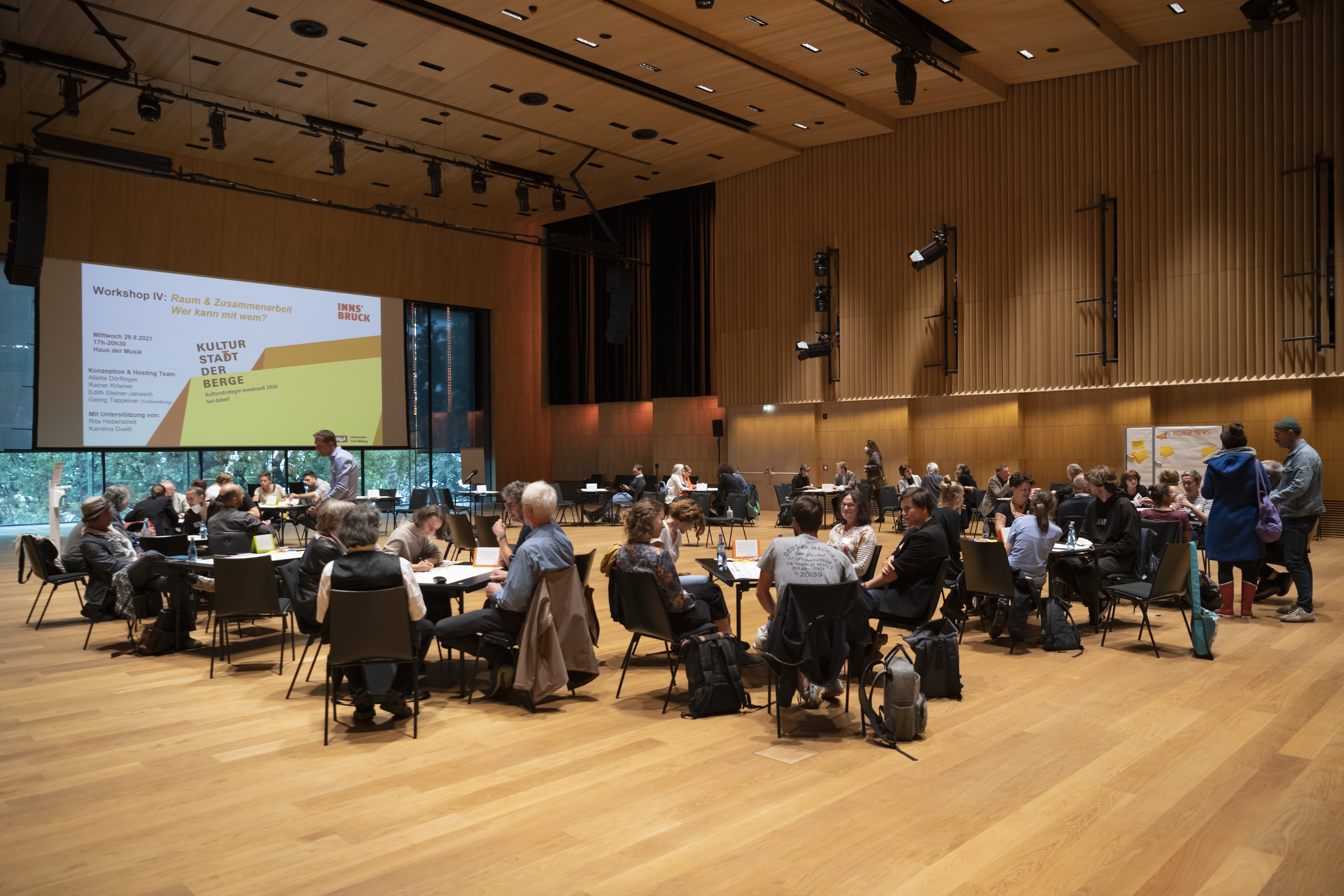 Die Gesprächsrunden zur „Kulturstrategie 2030“ konnten im Herbst in Präsenz durchgeführt werden und boten Raum für gute Gespräche.