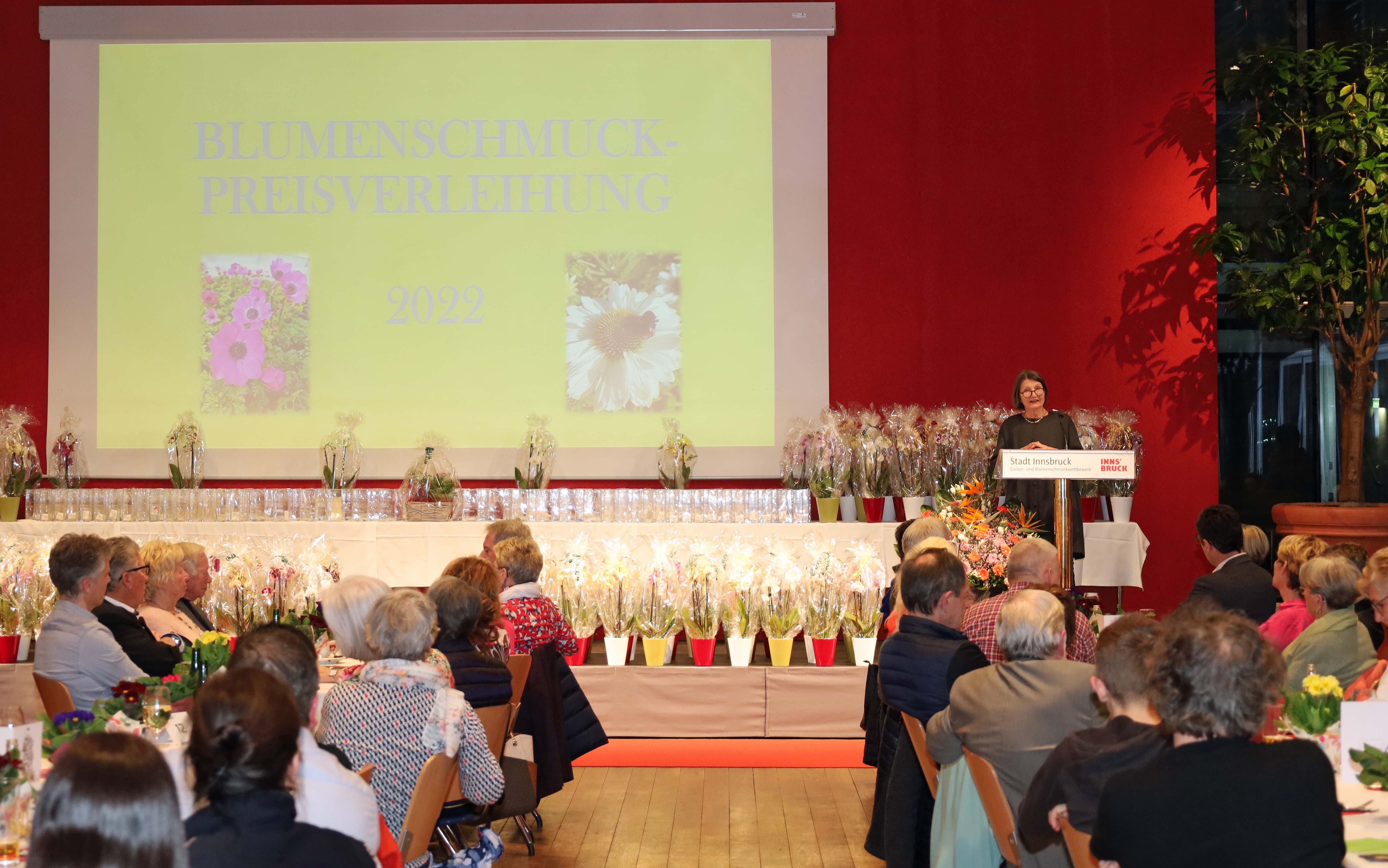 Stadträtin Uschi Schwarzl: "Vielen Dank an alle, die unsere Stadt zum Blühen bringen!"