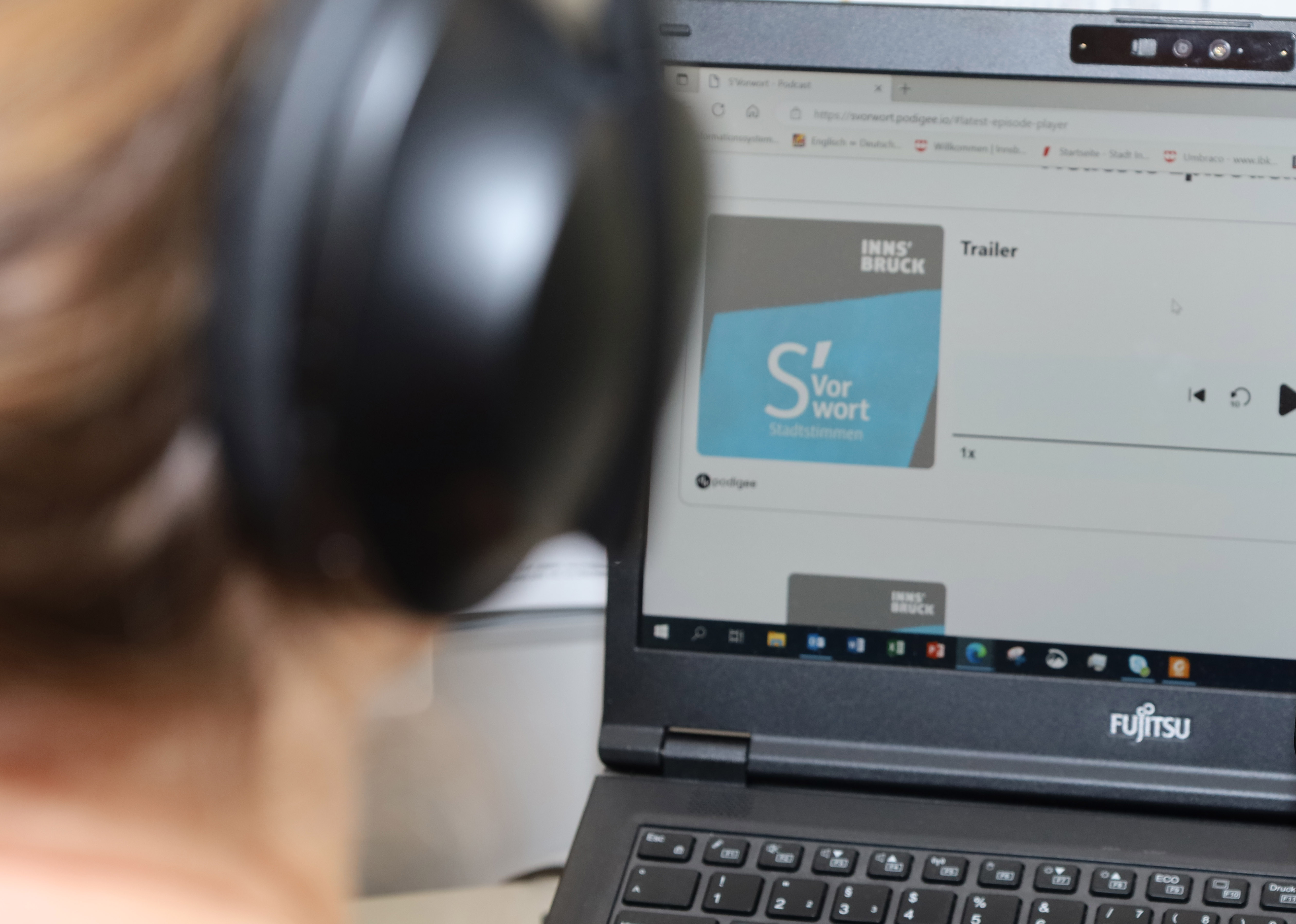 Der neue städtische Audiokanal „Stadtstimmen“ mit den Podcasts „Archivwürdig“ und „S’Vorwort“ macht Kultur hörbar.