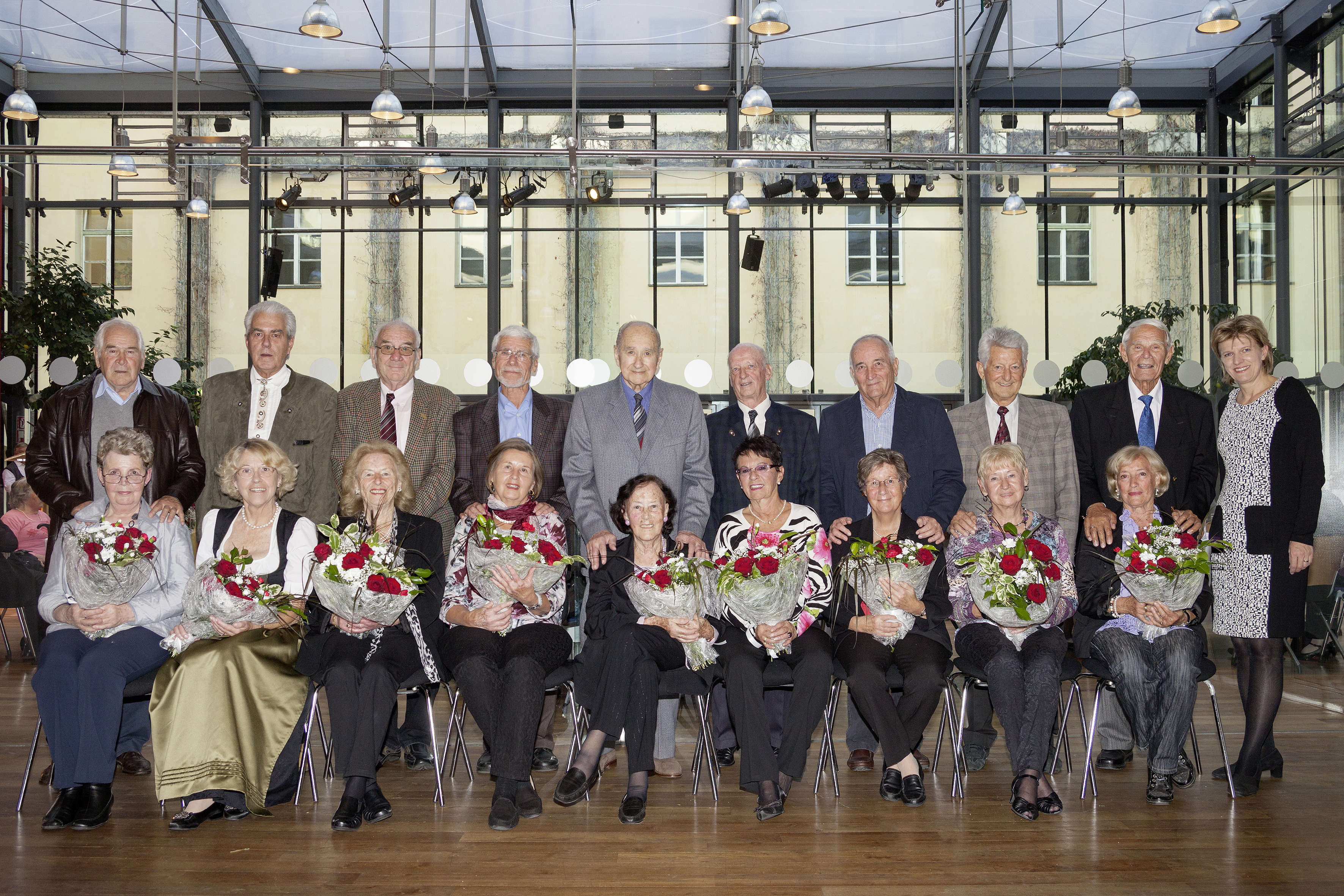Die Jubelpaare feierten mit Bürgermeisterin Christine Oppitz-Plörer