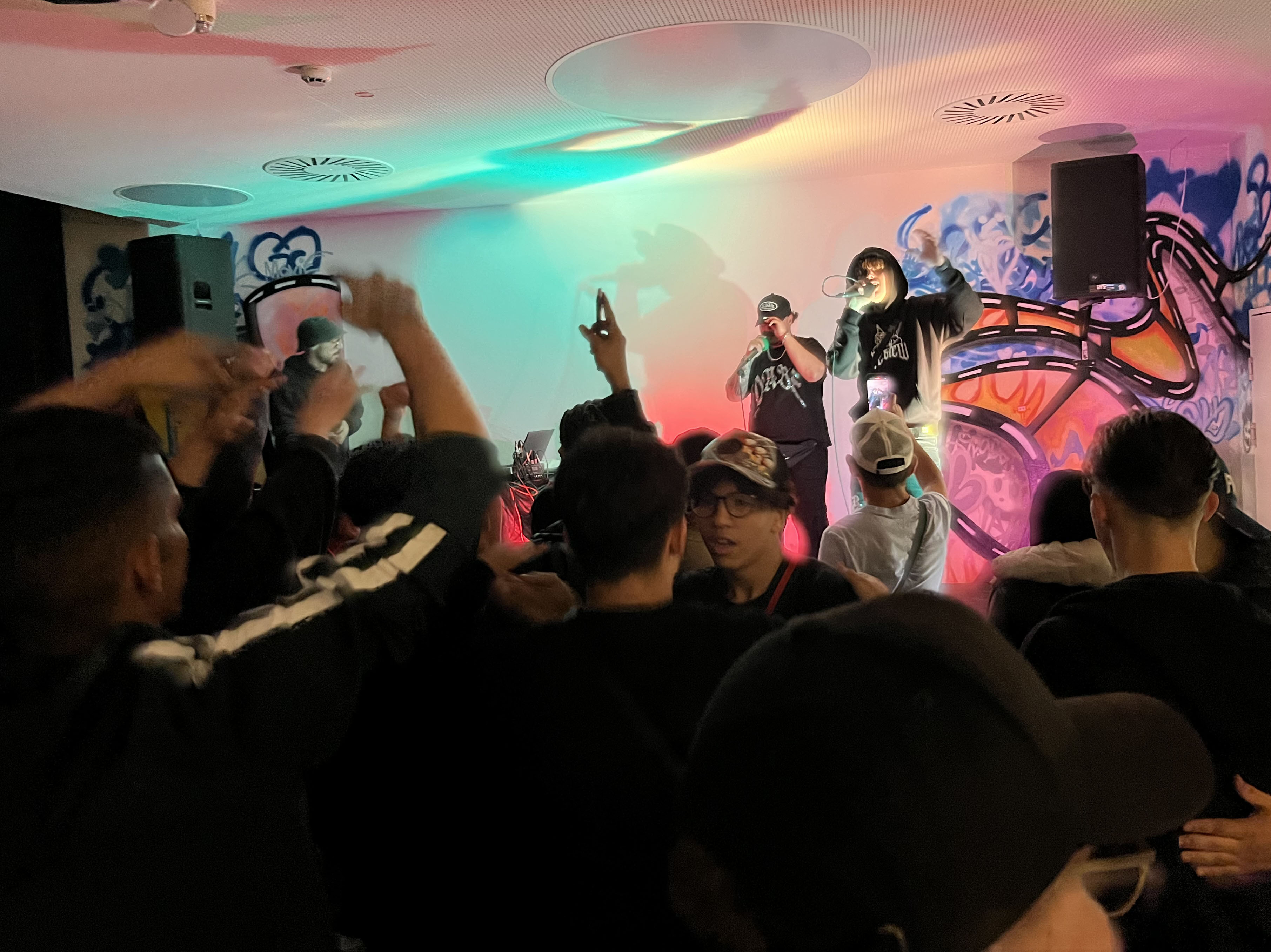 Die Jugendlichen feierten am 22. September im Innsbrucker Jugendzentrum Caritas SPACE.