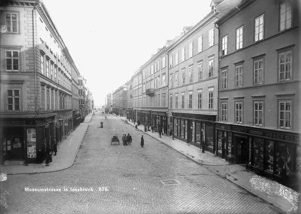 Blick auf die Museumstraße vor 1905