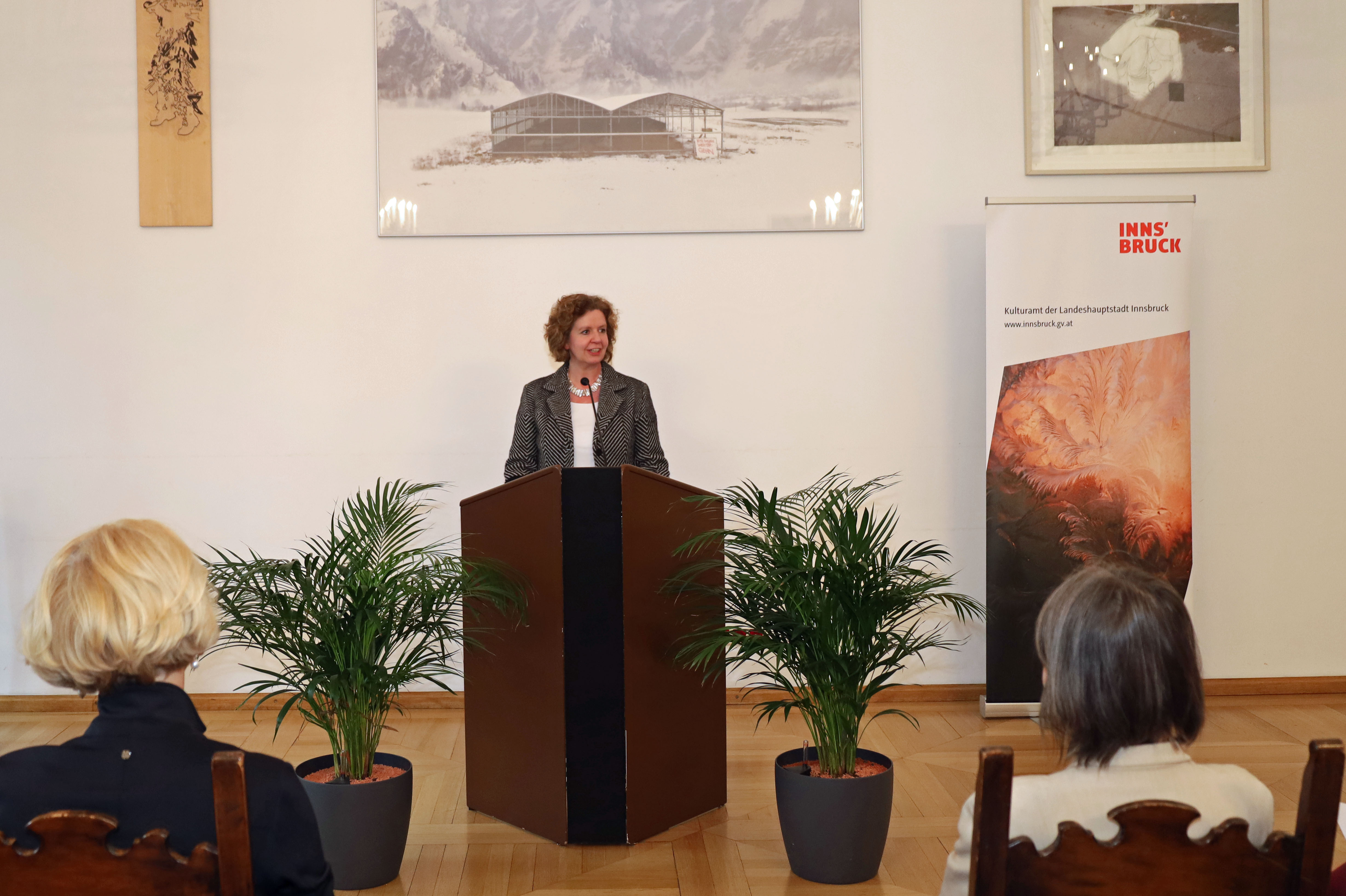 Magistratsdirektorin Gabriele Herlitschka hielt bei der Verleihung des Arthur-Haidl-Preises am 6. Dezember die offizielle Laudatio auf den 20er.