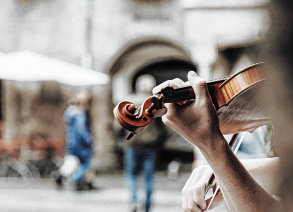 Kulturentwicklung bedeutet Stadtentwicklung: An der Erstellung der „Kulturstrategie 2030“ beteiligten sich jene, denen die kulturelle Zukunft von Innsbruck am Herzen liegt.