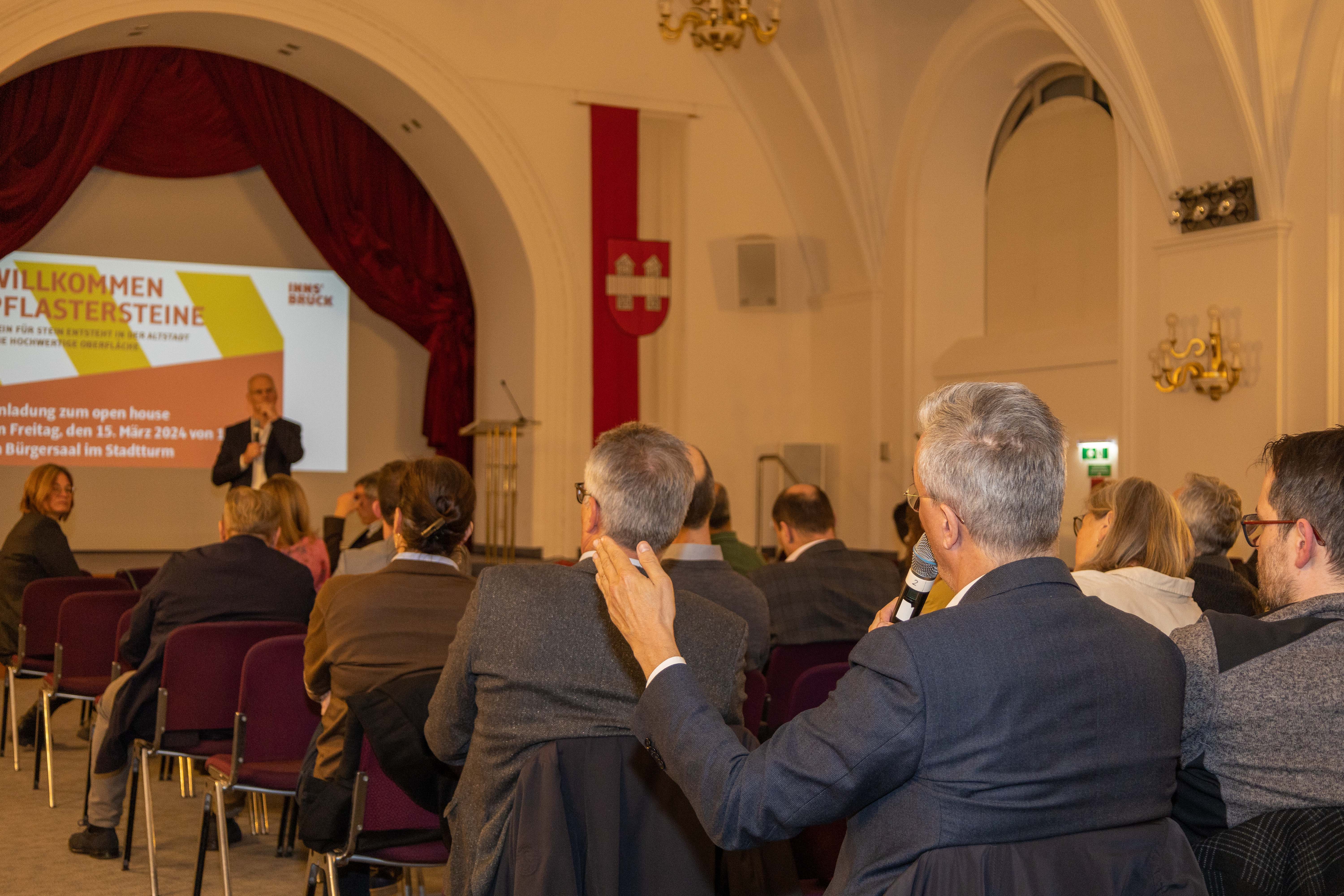 Auch Interessensvertreter der Altstadt-Kaufleute brachten ihre Anliegen vor.