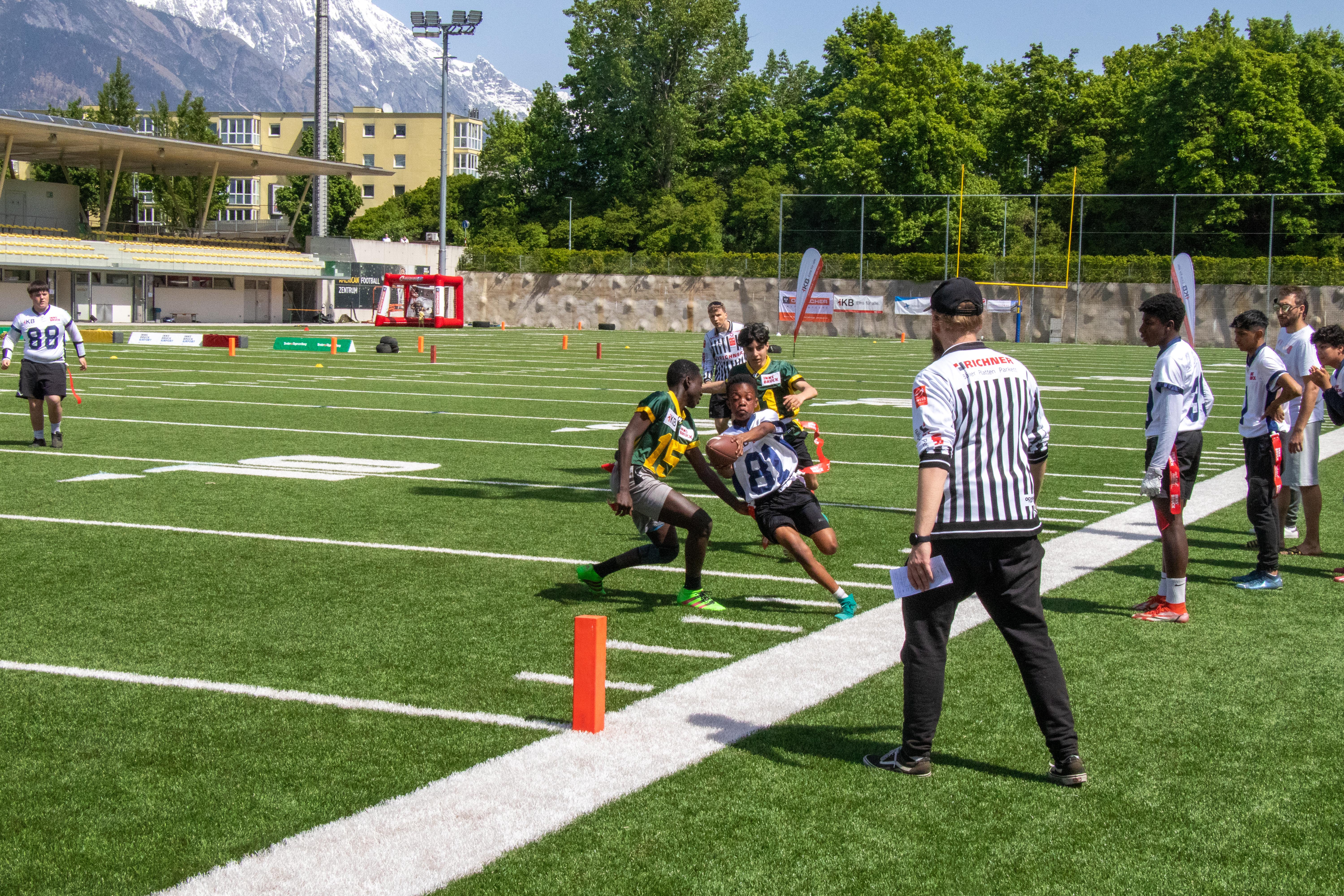 Beim finalen Gameday im American Football Zentrum wurde um jeden Zentimeter gekämpft.