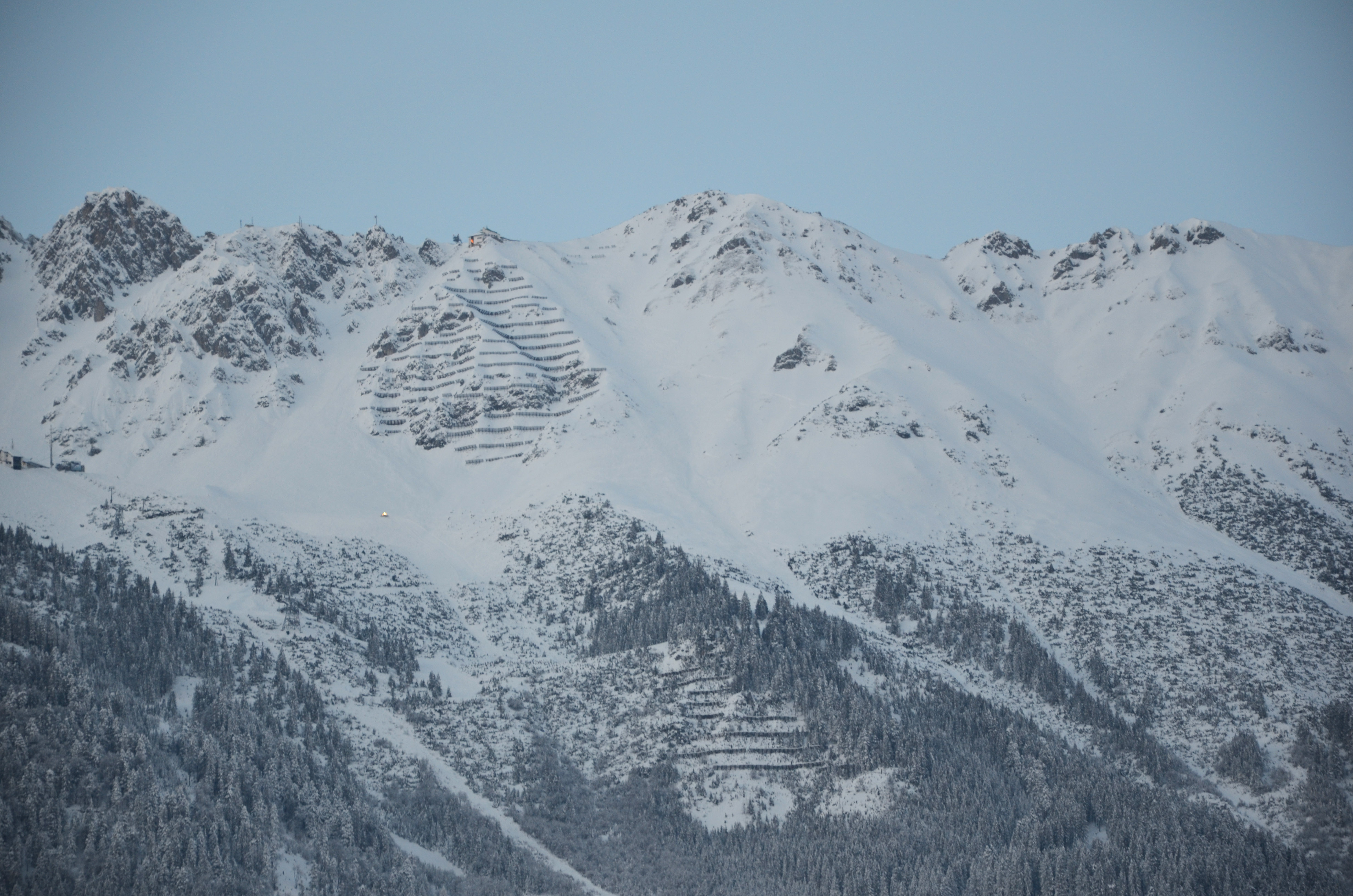 Wintereinbruch: Wegsperren auf der Nordkette