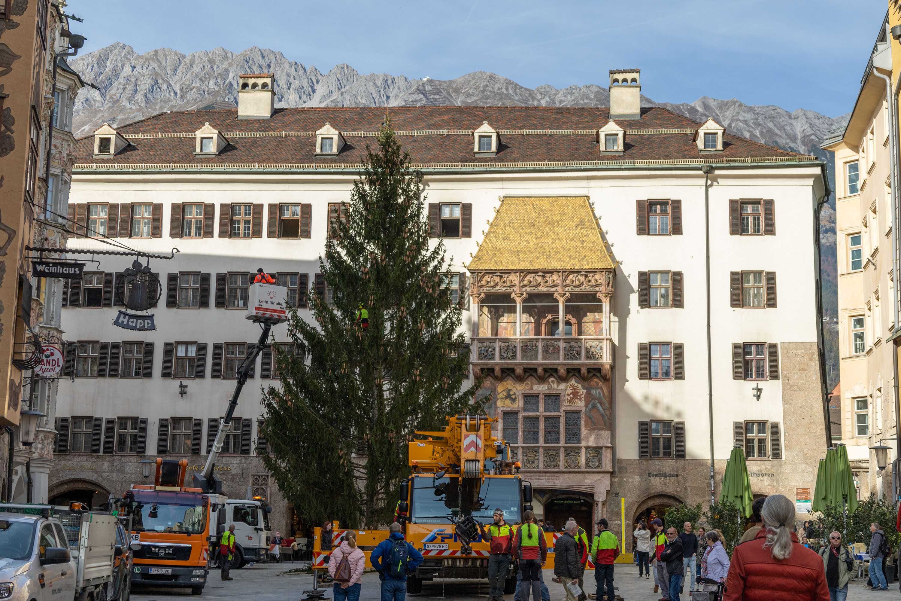 Der Christkindlmarkt im Herzen Innsbrucks startet am 15. November 2024.