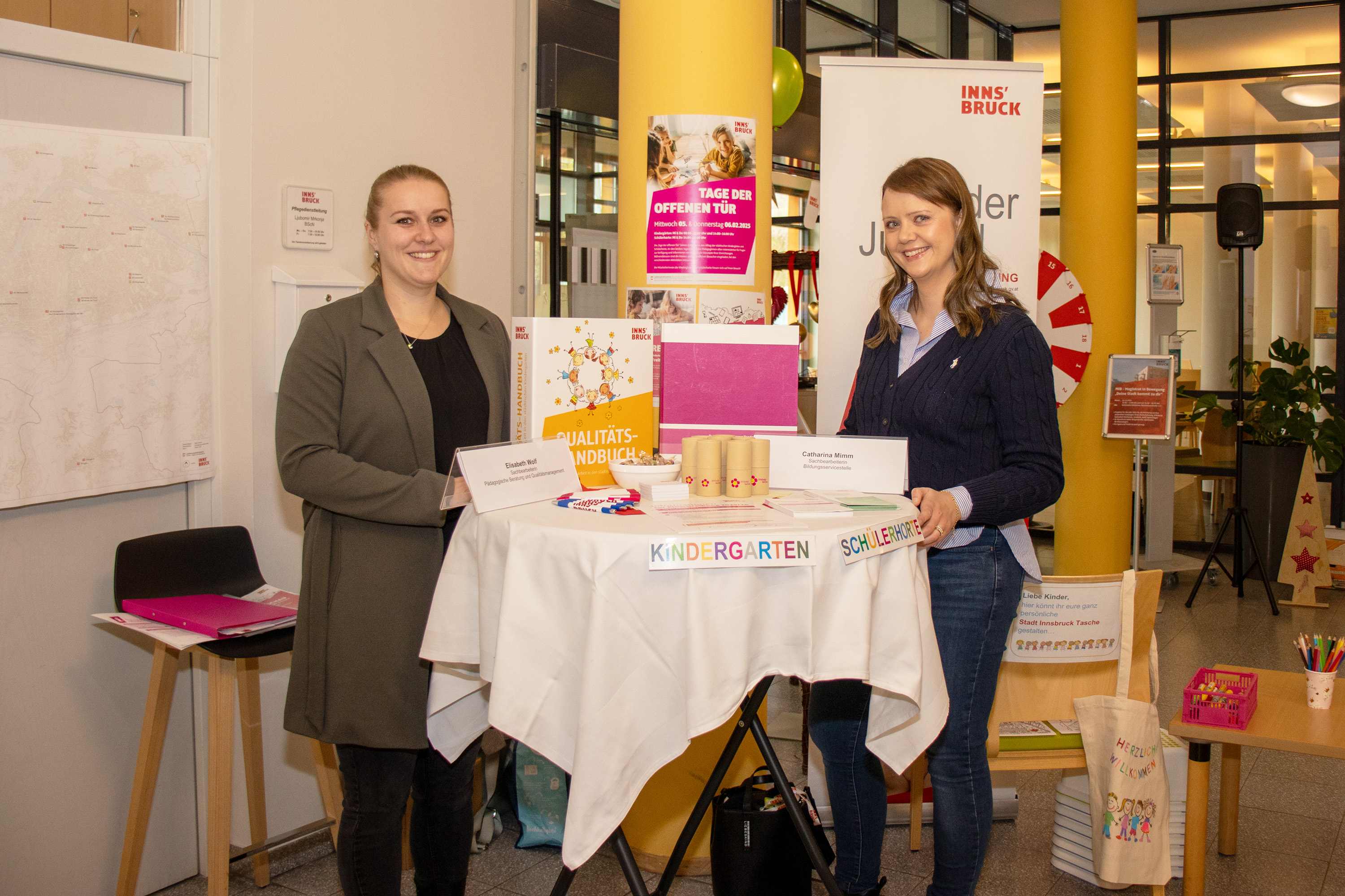 Der Stadtmagistrat informiert mit der Bildungsservicestelle auch über Kinderbetreuung und -bildung.