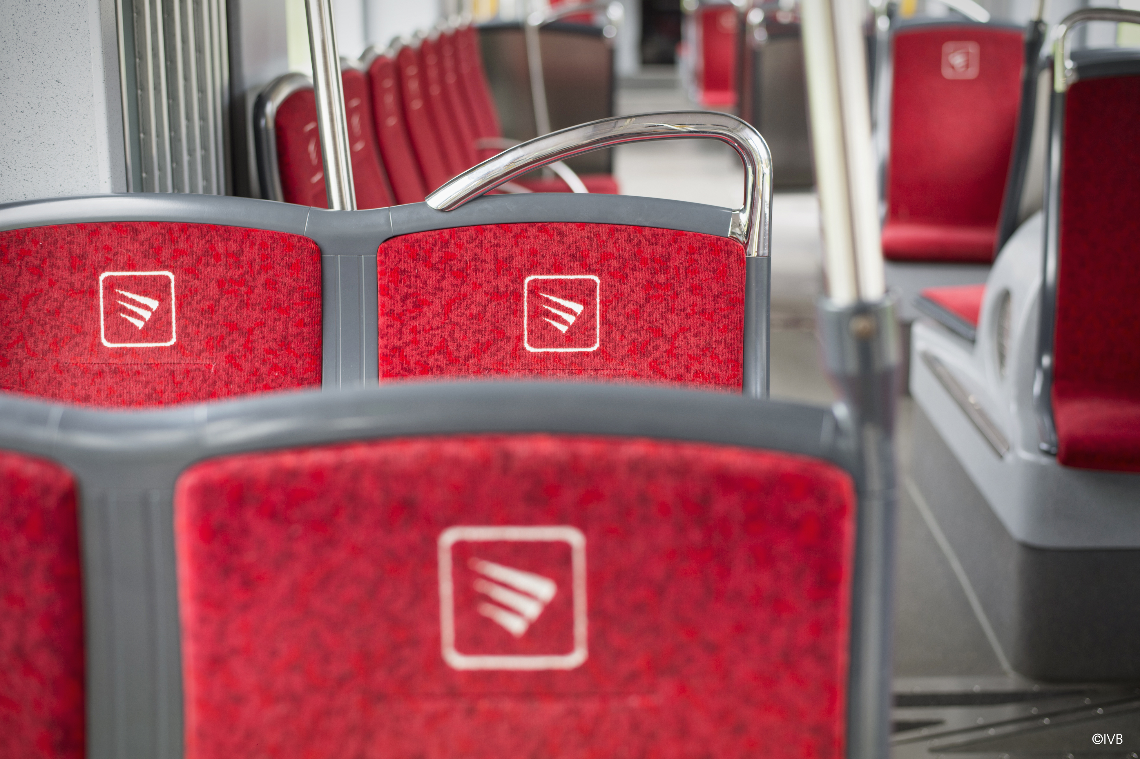 In der Silvesternacht verkehren fünf IVB-Nightliner-Linien - von 20.00 Uhr bis 5.00 Uhr ist die Fahrt kostenlos.