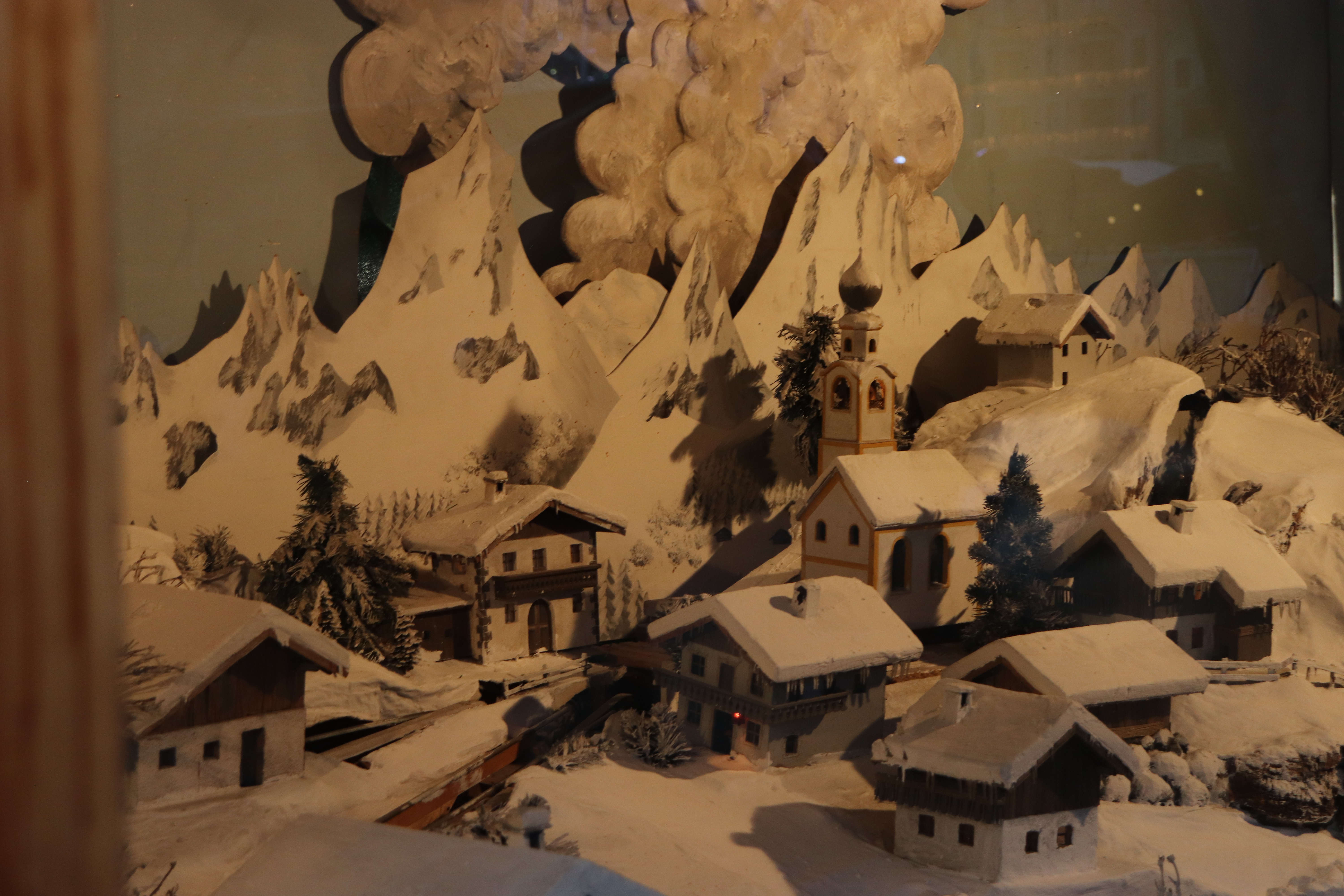 Die Jaufenthaler-Krippe erstrahlt bereits zum 16. Mal wieder in adventlichem Glanz.